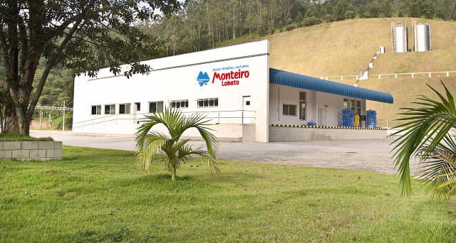 Fachada_MonteiroLobato_18x9cm.png